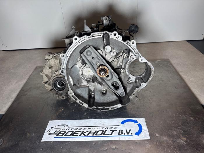 Gebrauchte Getriebe Mitsubishi Colt (Z2/Z3) 1.3 16V Preis € 242,00 Mit Mehrwertsteuer angeboten von Boekholt autodemontage B.V