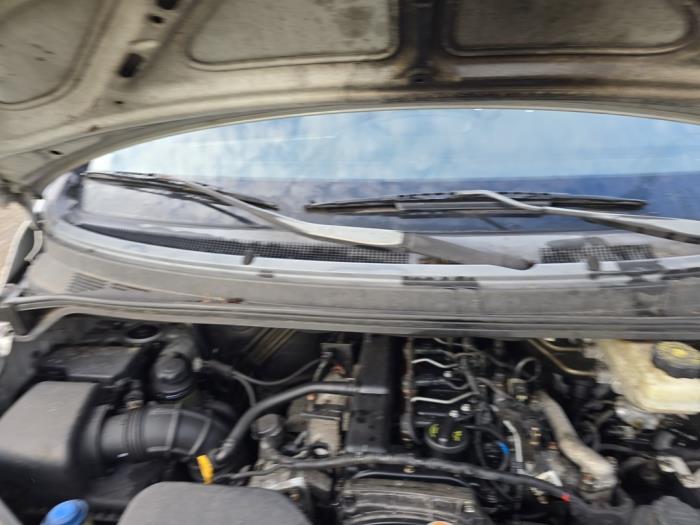 Używane Parawan Hyundai H-300 2.5 CRDi Cena € 24,00 Procedura marży oferowane przez Boekholt autodemontage B.V