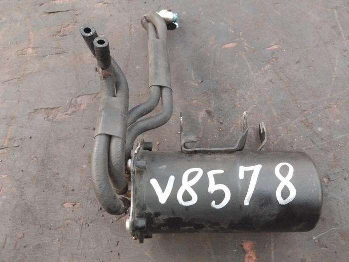 Gebrauchte Kraftstofffilter Volkswagen Golf V (1K1) 1.9 TDI Preis € 25,00 Margenregelung angeboten von Boekholt autodemontage B.V