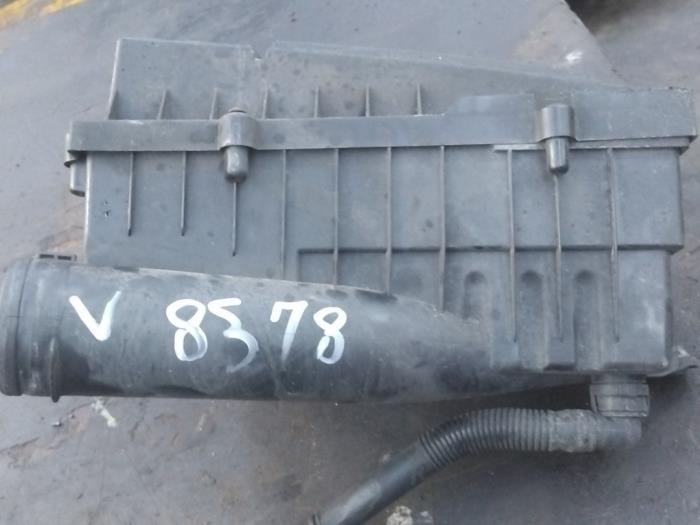 Begagnade Luftfilterhus Volkswagen Golf V (1K1) 1.9 TDI Pris € 17,00 Marginaltabell erbjuds av Boekholt autodemontage B.V