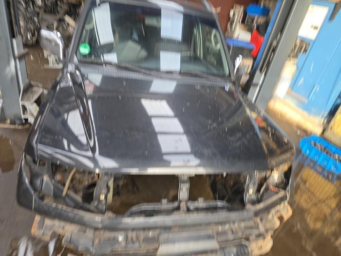 Używane Panel przedni Mitsubishi Pajero Pinin (H6/H7) 2.0 GDI 16V 5-drs. Cena na żądanie oferowane przez Boekholt autodemontage B.V
