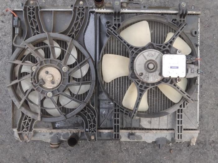 Gebrauchte Kühlerventilator Mitsubishi Pajero Pinin (H6/H7) 2.0 GDI 16V 5-drs. Preis € 75,00 Margenregelung angeboten von Boekholt autodemontage B.V