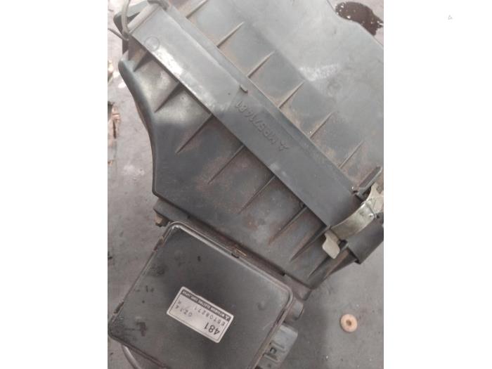 Gebrauchte Luftfiltergehäuse Mitsubishi Pajero Pinin (H6/H7) 2.0 GDI 16V 5-drs. Preis € 75,00 Margenregelung angeboten von Boekholt autodemontage B.V