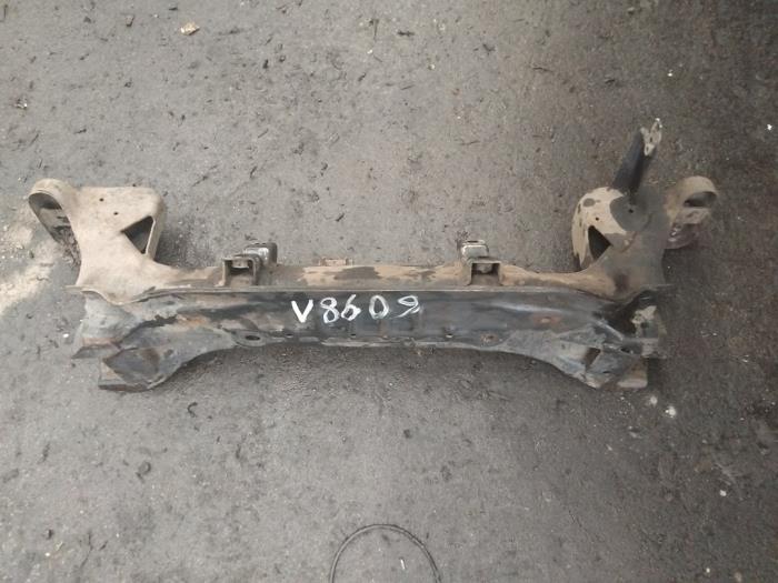 Usados Subchasis Mitsubishi Pajero Pinin (H6/H7) 2.0 GDI 16V 5-drs. Precio € 75,00 Norma de margen ofrecido por Boekholt autodemontage B.V