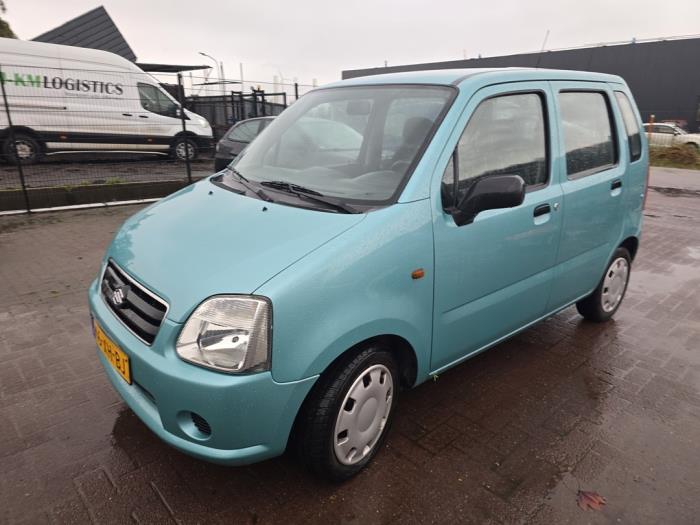 Usados Ventanilla triangular derecha delante Suzuki Wagon-R+ (RB) 1.2 16V Precio € 50,00 Norma de margen ofrecido por Boekholt autodemontage B.V