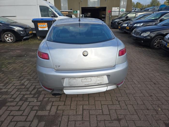 Gebrauchte Hinterachse Vorderradantrieb Alfa Romeo GT (937) 1.8 Twin Spark 16V Preis € 175,00 Margenregelung angeboten von Boekholt autodemontage B.V