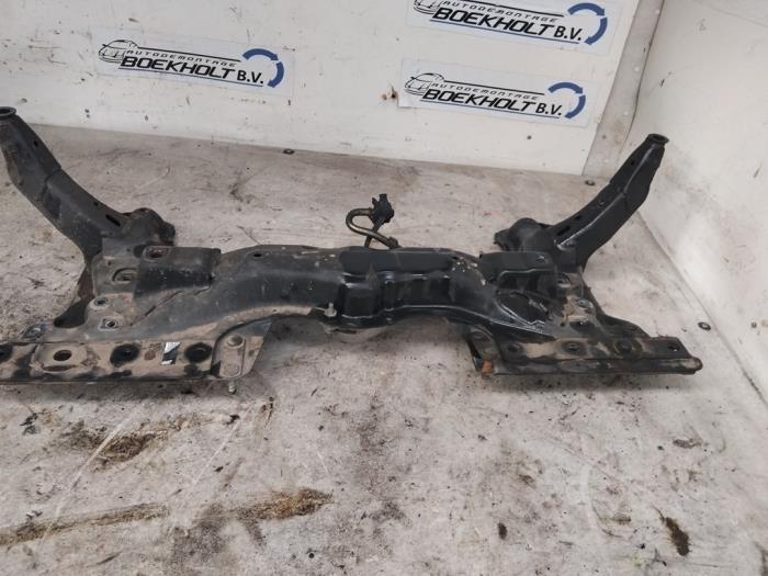 Usados Subchasis Alfa Romeo GT (937) 1.8 Twin Spark 16V Precio € 80,00 Norma de margen ofrecido por Boekholt autodemontage B.V