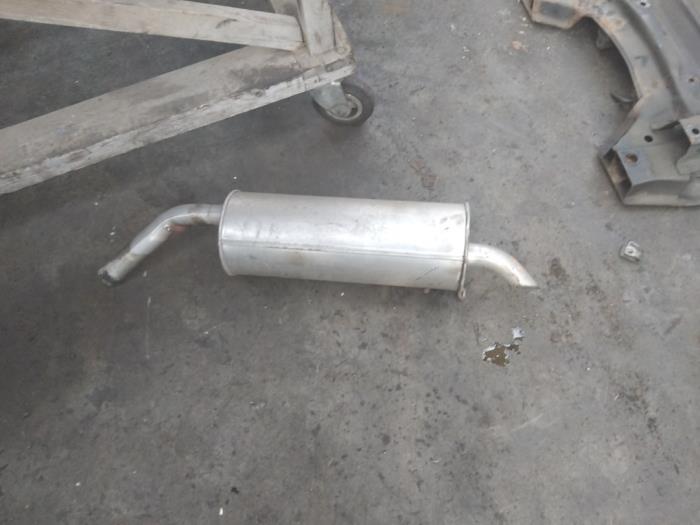 Gebrauchte Auspuff Enddämpfer Peugeot 207 SW (WE/WU) 1.4 16V Vti Preis € 35,00 Margenregelung angeboten von Boekholt autodemontage B.V