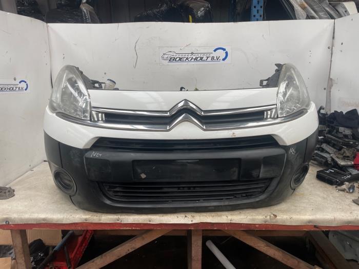 Używane Przód kompletny Citroen Berlingo 1.6 Hdi 75 Cena € 482,79 Z VAT oferowane przez Boekholt autodemontage B.V