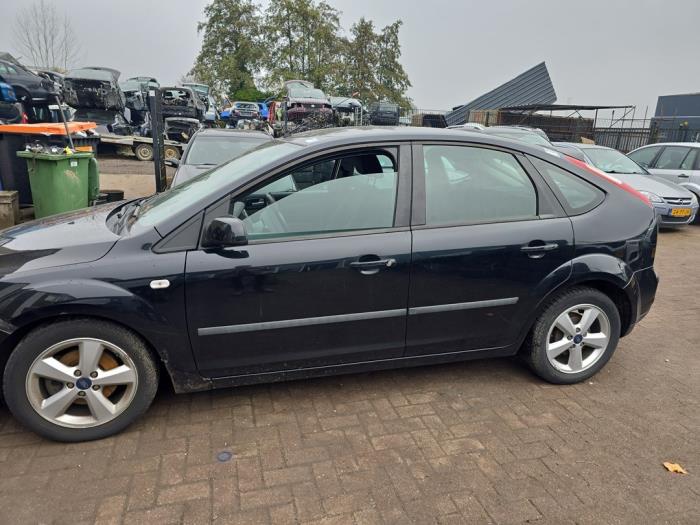 Usados Ventanilla triangular izquierda detrás Ford Focus 2 1.6 16V Precio € 40,00 Norma de margen ofrecido por Boekholt autodemontage B.V