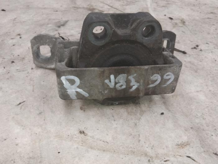 Used Engine mount Ford Focus 2 1.6 16V Price € 15,00 Margin scheme offered by Boekholt autodemontage B.V