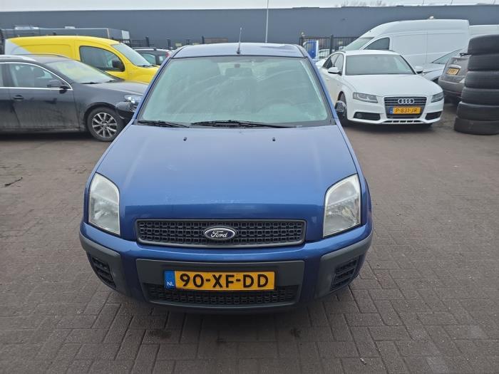 Używane Parawan Ford Fusion 1.4 16V Cena € 30,00 Procedura marży oferowane przez Boekholt autodemontage B.V