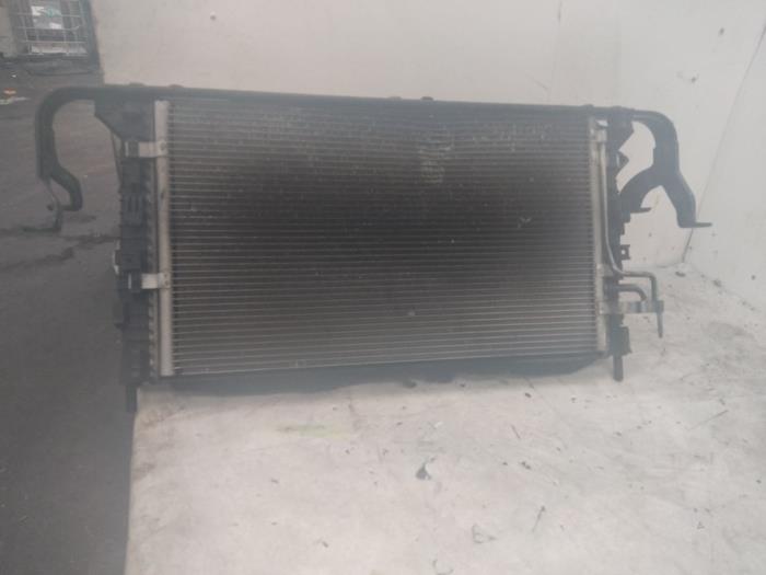 Used Radiator Ford Focus C-Max 1.8 16V Price € 35,00 Margin scheme offered by Boekholt autodemontage B.V