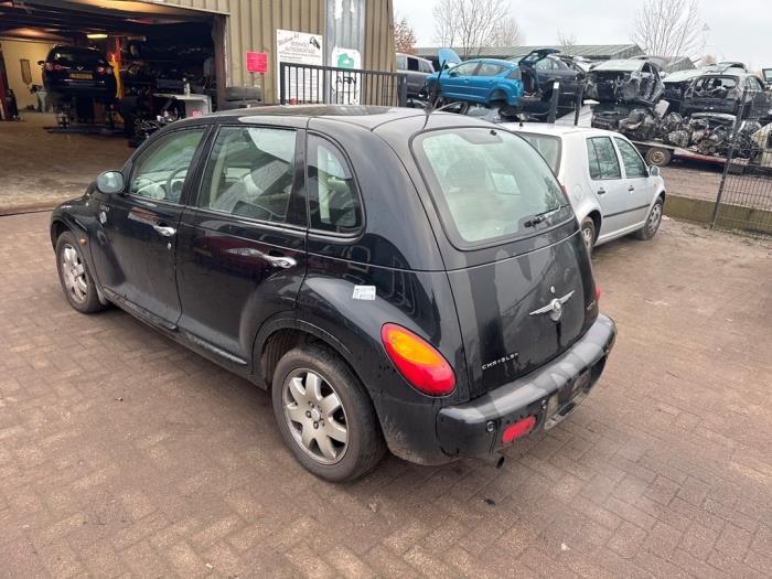 Używane Antena Chrysler PT Cruiser 2.4 16V Cena € 30,00 Procedura marży oferowane przez Boekholt autodemontage B.V