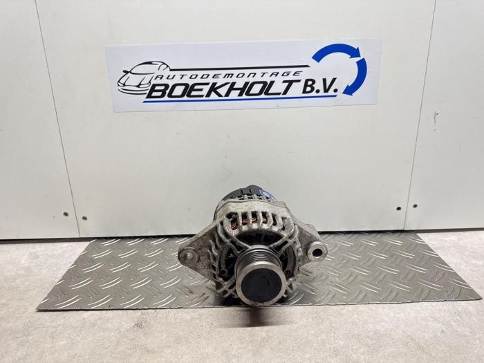Usagé Dynamo Opel Combo 1.6 CDTI 16V Prix € 38,00 Règlement à la marge proposé par Boekholt autodemontage B.V