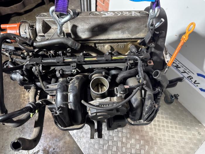 Usagé Système d'injection Volkswagen Polo III (6N1) 1.6i 75 Prix € 15,00 Règlement à la marge proposé par Boekholt autodemontage B.V