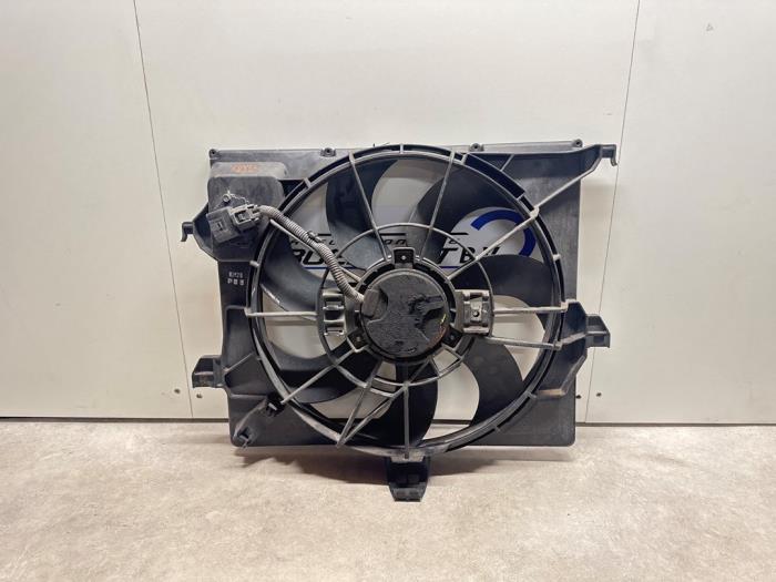 Gebrauchte Kühlerventilator Kia Rio III (UB) 1.1 CRDi VGT 12V Preis € 48,00 Margenregelung angeboten von Boekholt autodemontage B.V