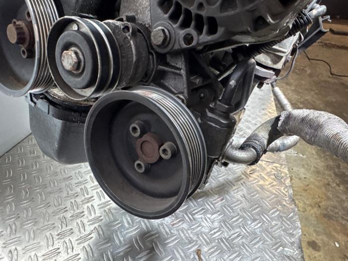 Usagé Pompe de direction Volkswagen Polo III (6N2) 1.4 Prix € 32,00 Règlement à la marge proposé par Boekholt autodemontage B.V