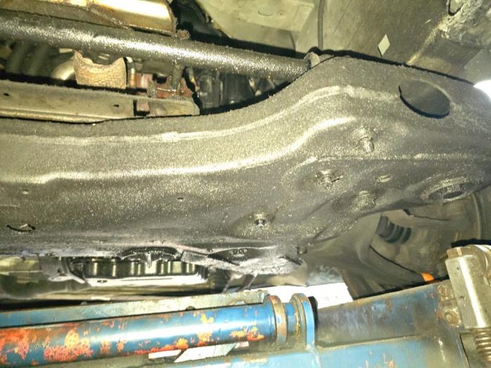 Usados Subchasis Renault Master III (MA/MB/MC/MD/MH/MF/MG/MH) 2.3 dCi 16V Precio € 181,50 IVA incluido ofrecido por Boekholt autodemontage B.V