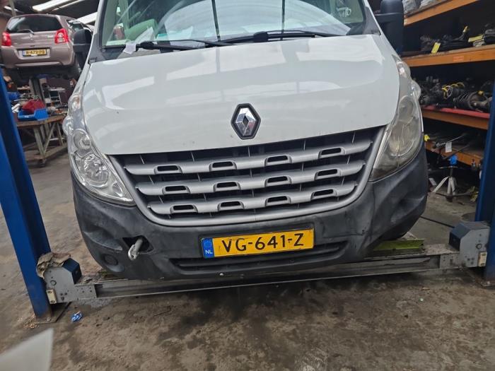 Usados Intercooler Renault Master III (MA/MB/MC/MD/MH/MF/MG/MH) 2.3 dCi 16V Precio € 48,40 IVA incluido ofrecido por Boekholt autodemontage B.V