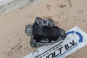 Engine mount from a Opel Combo 1.3 CDTI 16V ecoFlex 2014