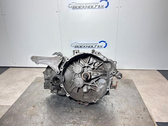 Gebrauchte Getriebe Volvo V70 (GW/LW/LZ) 2.5 10V Preis € 240,79 Mit Mehrwertsteuer angeboten von Boekholt autodemontage B.V