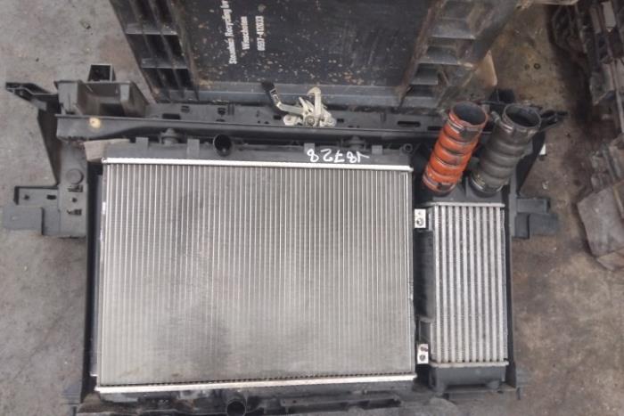 Begagnade AC-radiator Peugeot 5008 I (0A/0E) 1.6 THP 16V Pris € 40,00 Marginaltabell erbjuds av Boekholt autodemontage B.V
