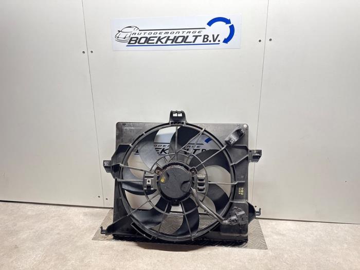 Gebrauchte Kühlerventilator Kia Rio III (UB) 1.1 CRDi VGT 12V Preis € 48,00 Margenregelung angeboten von Boekholt autodemontage B.V