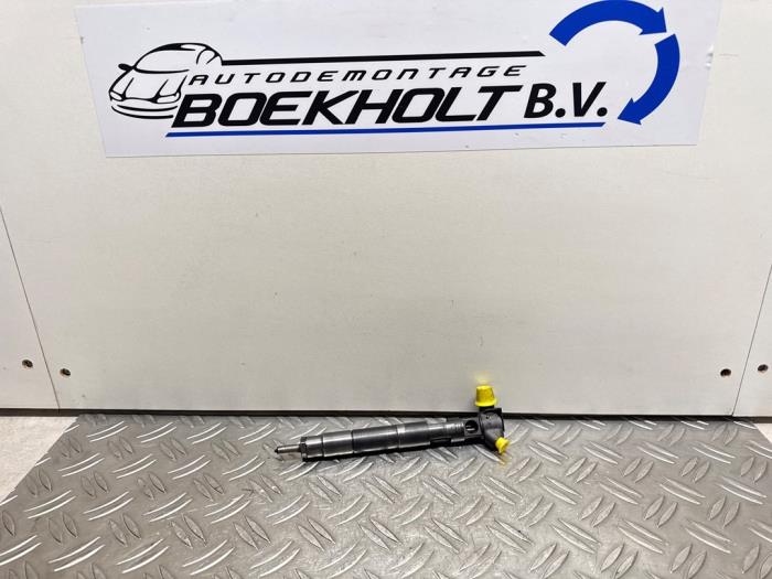 Usagé Injecteurs Mercedes Sprinter 3,5t (906.13/906.23) 316 CDI 16V Prix € 163,35 Prix TTC proposé par Boekholt autodemontage B.V