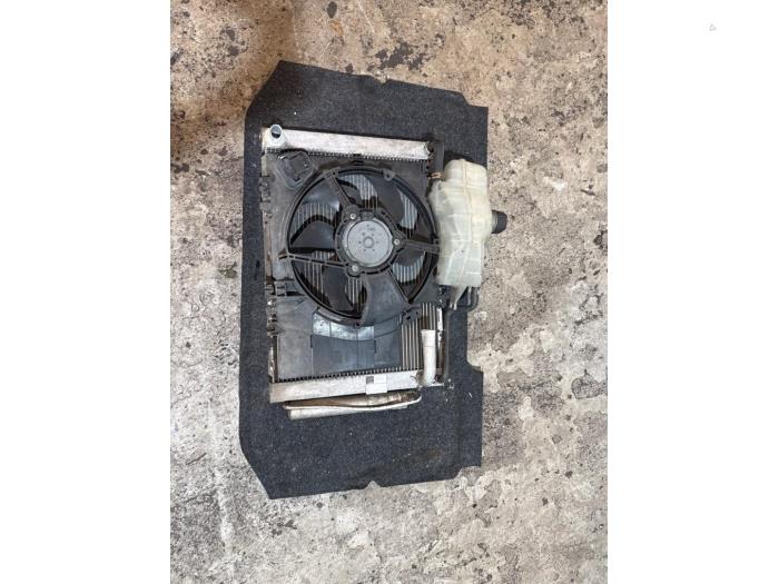 Gebrauchte Kühlerventilator Nissan Note (E11) 1.4 16V Preis € 39,00 Margenregelung angeboten von Boekholt autodemontage B.V