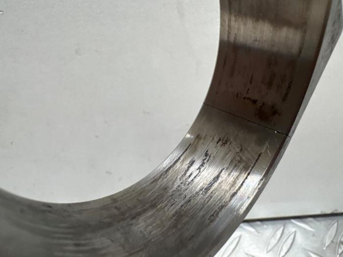 Piston d'un Renault Master III (MA/MB/MC/MD/MH/MF/MG/MH) 2.3 dCi 16V 2014