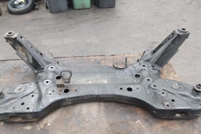 Begagnade Underram Renault Master III (FV) 2.3 dCi 125 16V FWD Pris € 119,79 Inklusive moms erbjuds av Boekholt autodemontage B.V
