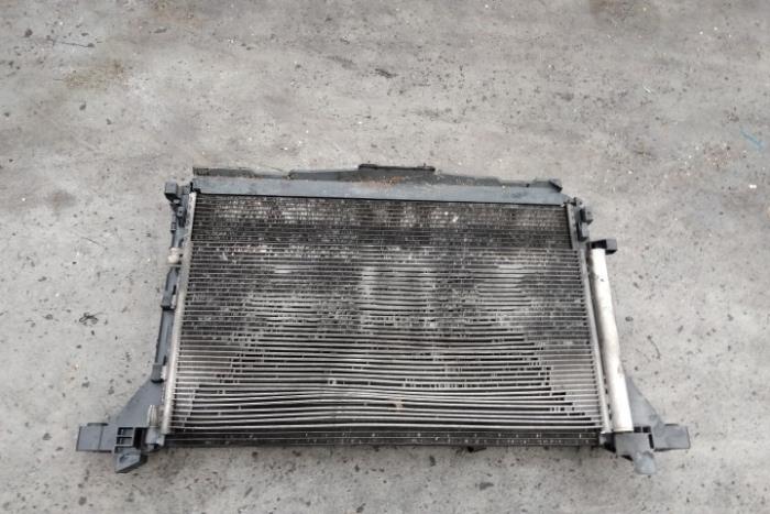 Usagé Radiateur clim Renault Master III (FV) 2.3 dCi 125 16V FWD Prix € 45,00 Règlement à la marge proposé par Boekholt autodemontage B.V