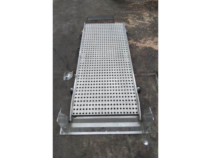 Begagnade Back ramp Renault Master III (FV) 2.3 dCi 125 16V FWD Pris € 484,00 Inklusive moms erbjuds av Boekholt autodemontage B.V