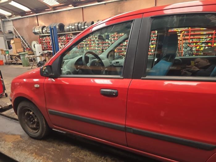 Usados Aleta de ventanilla Fiat Panda (169) 1.2 Fire Precio € 20,00 Norma de margen ofrecido por Boekholt autodemontage B.V
