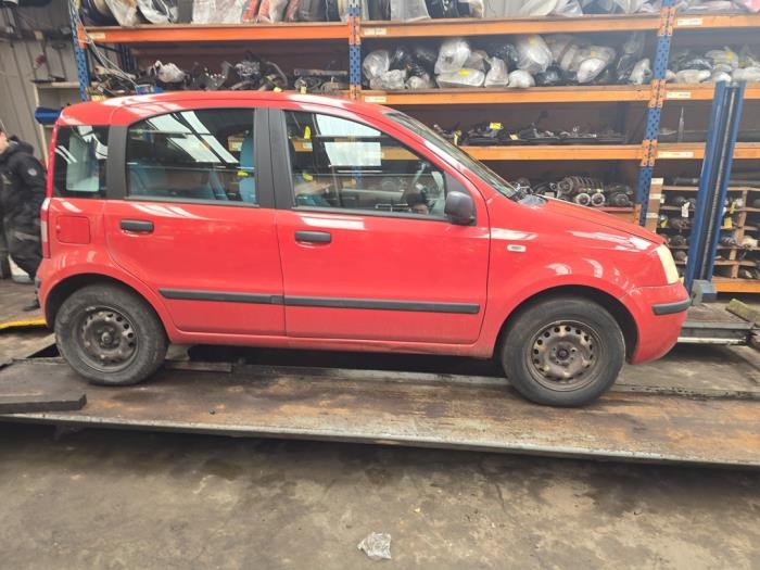Usados Aleta de ventanilla Fiat Panda (169) 1.2 Fire Precio € 20,00 Norma de margen ofrecido por Boekholt autodemontage B.V
