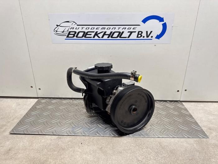 Usagé Pompe de direction Mercedes C (W203) 1.8 C-180K 16V Prix € 78,65 Prix TTC proposé par Boekholt autodemontage B.V