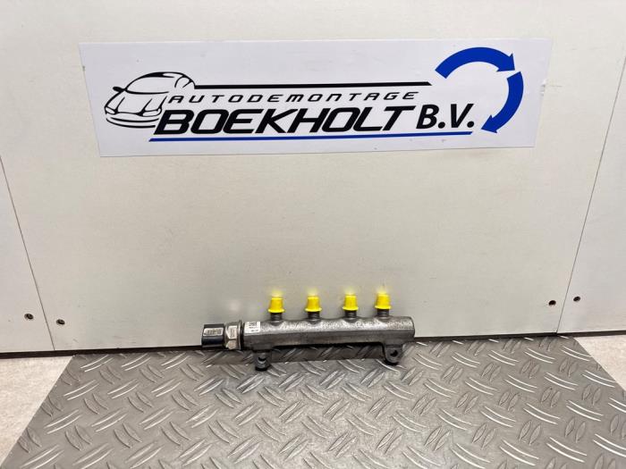 Gebrauchte Kraftstoffverteiler Kia Rio III (UB) 1.1 CRDi VGT 12V Preis € 59,29 Mit Mehrwertsteuer angeboten von Boekholt autodemontage B.V