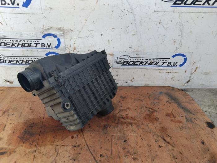 Begagnade Luftfilterhus Alfa Romeo 147 (937) 1.6 Twin Spark 16V Pris € 29,00 Marginaltabell erbjuds av Boekholt autodemontage B.V