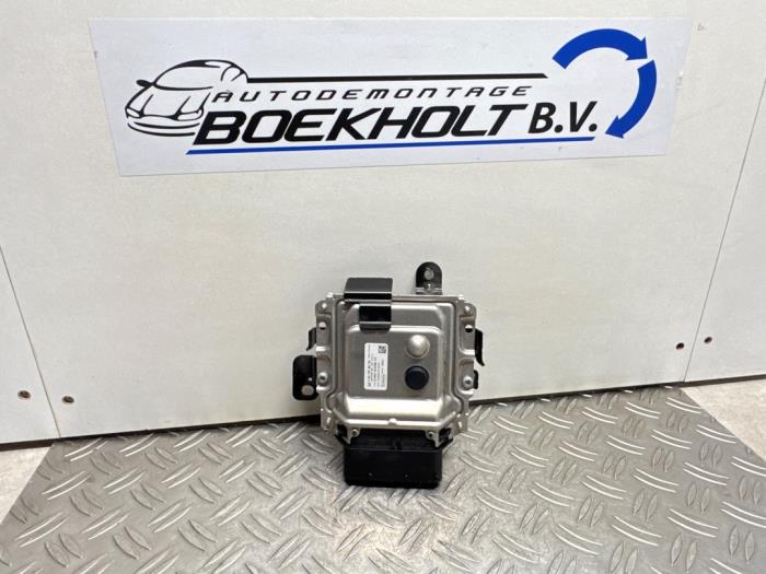 Usagé Ordinateur Adblue Ford Transit Custom 2.0 TDCi 16V Eco Blue 105 Prix € 119,79 Prix TTC proposé par Boekholt autodemontage B.V