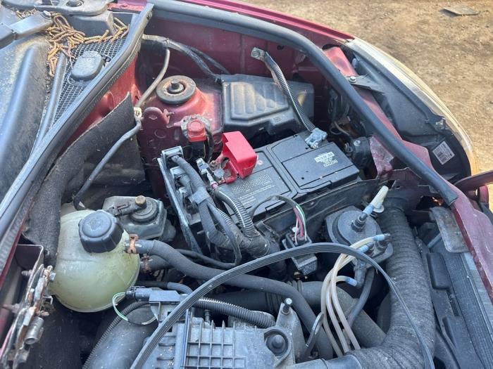 Gebrauchte Luftfiltergehäuse Renault Kangoo Express (FC) 1.5 dCi 80 Preis € 29,00 Margenregelung angeboten von Boekholt autodemontage B.V