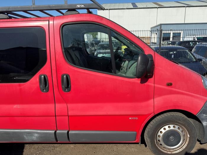 Usados Ventanilla triangular derecha delante Opel Vivaro 1.9 DI Precio € 50,00 Norma de margen ofrecido por Boekholt autodemontage B.V