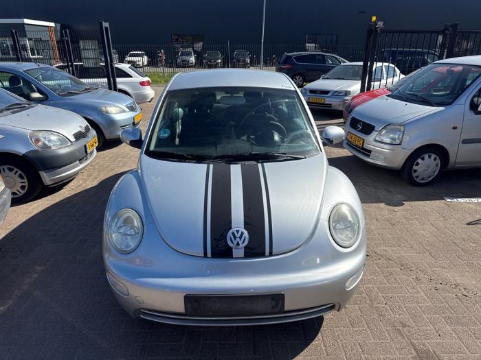 Usagé Pompe essence Volkswagen New Beetle (9C1/9G1) 1.6 Prix € 35,00 Règlement à la marge proposé par Boekholt autodemontage B.V