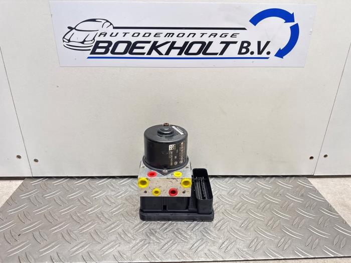 Gebrauchte ABS Pumpe Volkswagen Golf V (1K1) 1.4 GT 16V Preis € 90,75 Mit Mehrwertsteuer angeboten von Boekholt autodemontage B.V