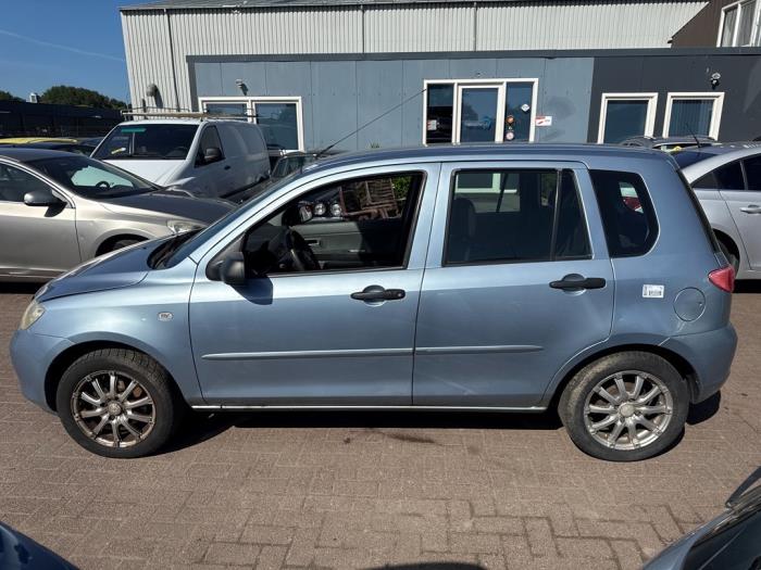 Używane Panel boczny lewy tyl Mazda 2 (NB/NC/ND/NE) 1.25 16V Cena na żądanie oferowane przez Boekholt autodemontage B.V