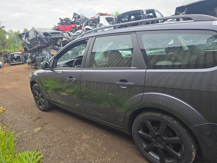 Usados Ventanilla triangular izquierda detrás Ford Focus 2 Wagon 1.6 TDCi 16V 110 Precio € 50,00 Norma de margen ofrecido por Boekholt autodemontage B.V