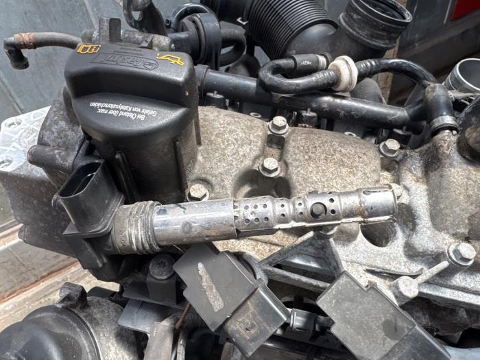 Gebrauchte Stift Zündspule Volkswagen Polo IV (9N1/2/3) 1.2 Preis € 15,13 Mit Mehrwertsteuer angeboten von Boekholt autodemontage B.V