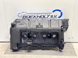 Ventildeckel van een Peugeot 308 (4A/C) 1.6 VTI 16V 2009