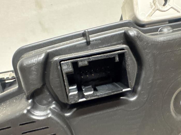 Ignition lock + computer from a Opel Corsa D 1.3 CDTi 16V ecoFLEX 2013