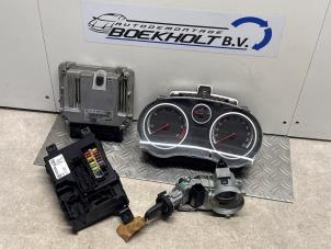 Ignition lock + computer from a Opel Corsa D 1.3 CDTi 16V ecoFLEX 2013
